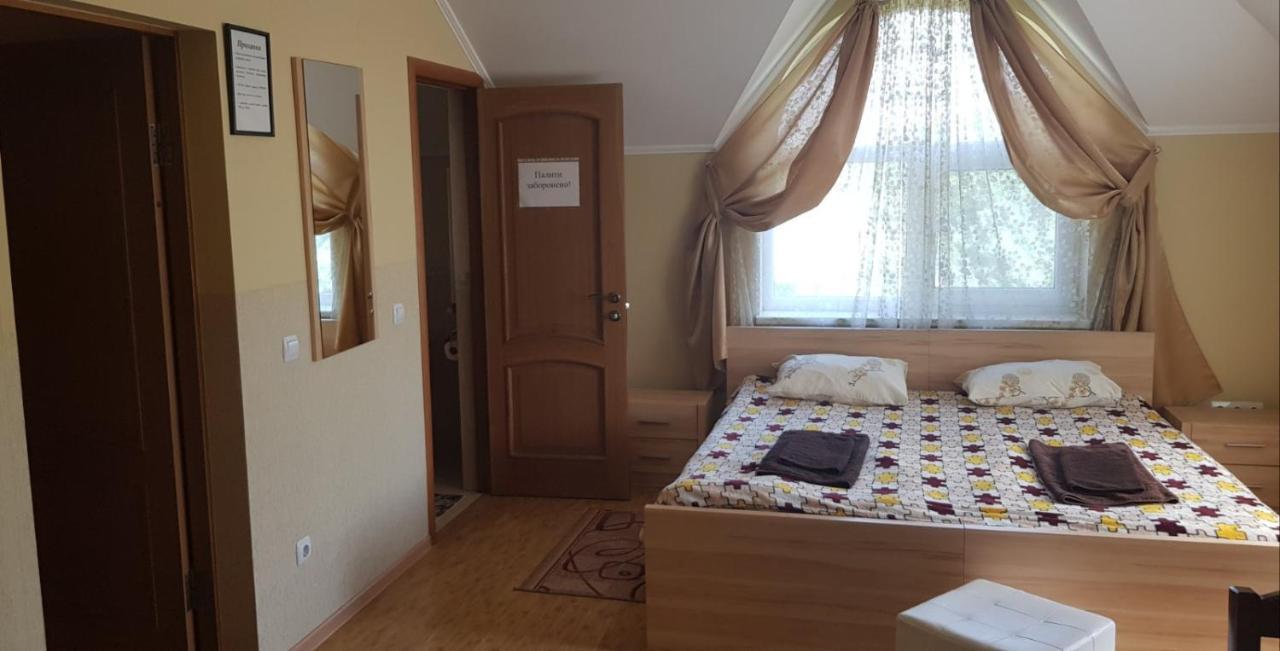 Villa Vera Berehove  Extérieur photo