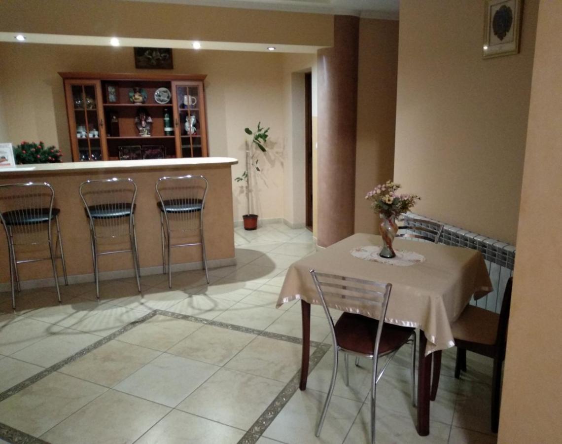 Villa Vera Berehove  Extérieur photo