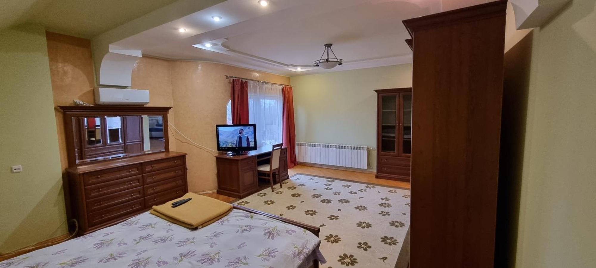 Villa Vera Berehove  Extérieur photo